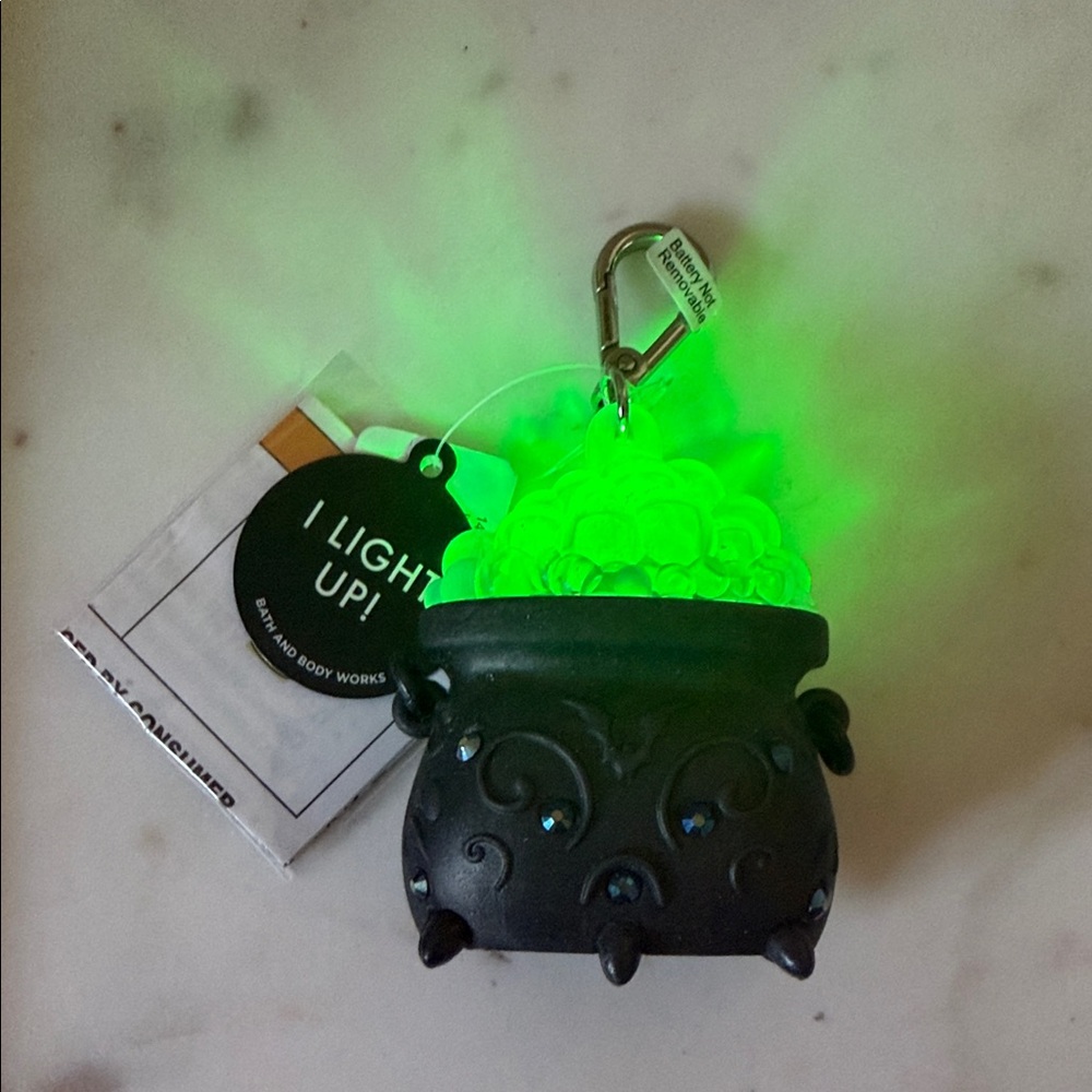 Bath & Body Works Light Changing Cauldron Pocketbac Holder